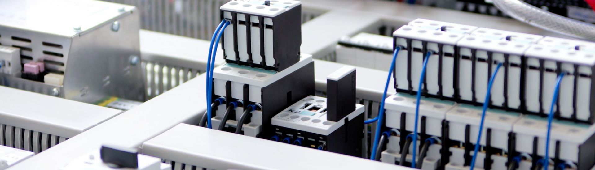 Schaltkasten, Abacus GmbH, Nahaufnahme einer Schaltkastens